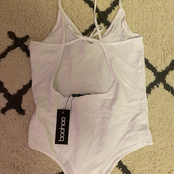 Boohoo strapy bodysuit. - Picture 4 of 5